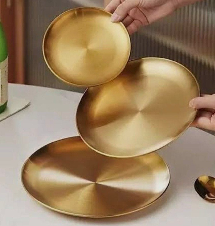 ست بشقاب گرد طلایی ۳ عددی